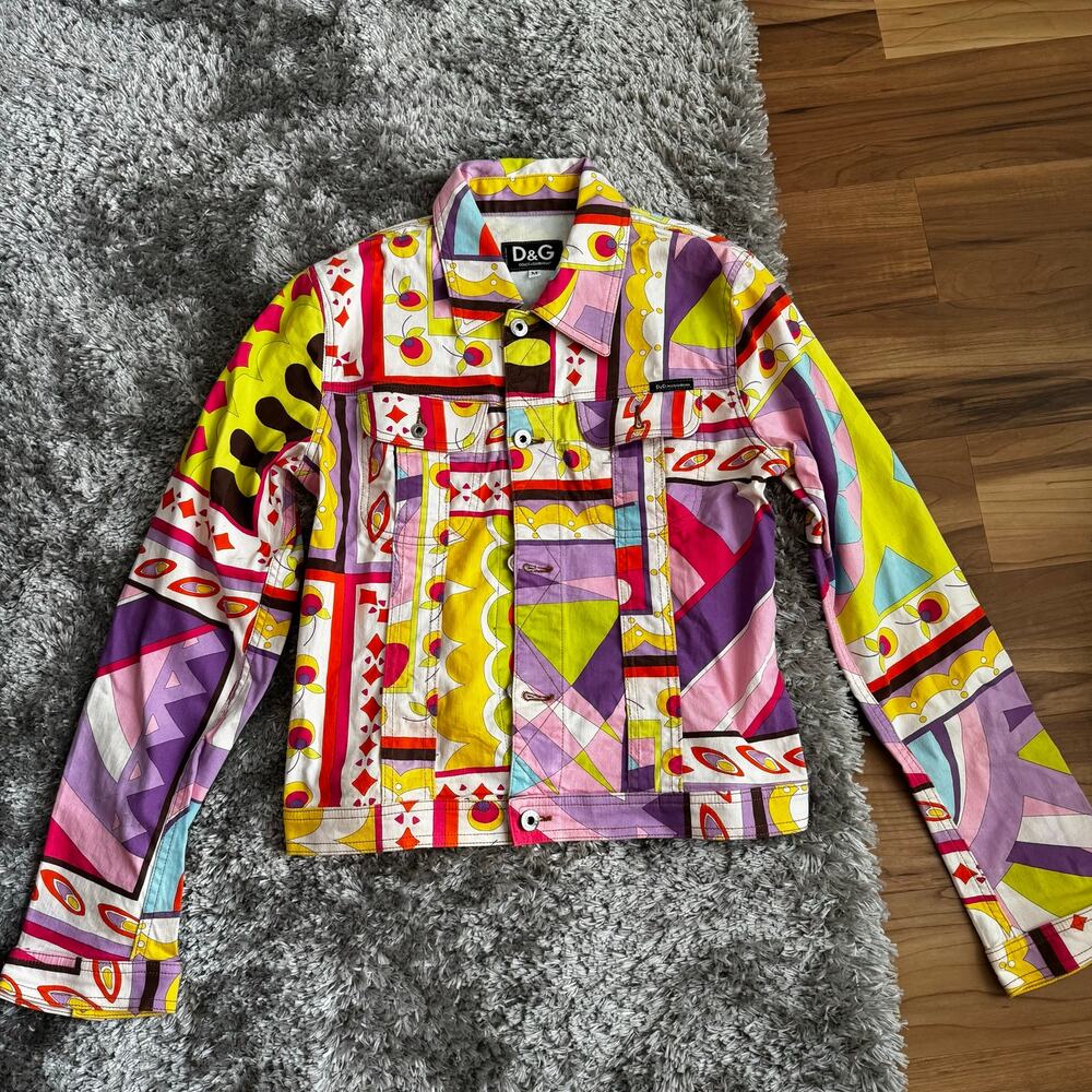 VINTAGE | Y2K D&G Dolce & Gabbana Pucciesque    ‘Get a Clue’ Denim Jacket Size M